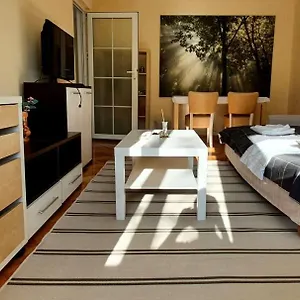 Apartament Between Parks - King Bed - - Football Field, Bucureşti
